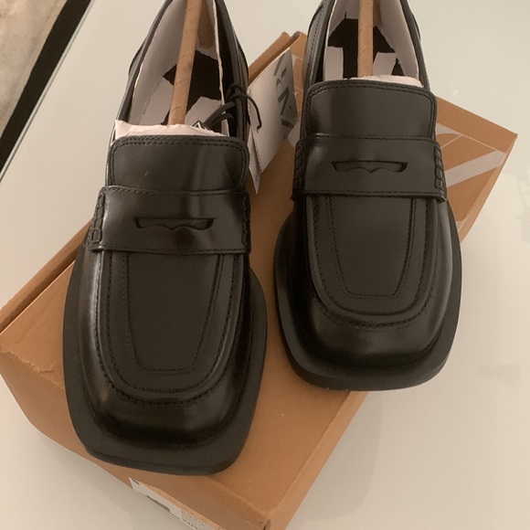 Zara NIB Square Toe Leather Loafers size US 5 - Picture 7 of 15